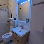 Seeview 1 Bedroom 50 M From Srima